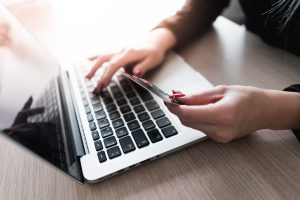 אפליקציית E-Commerce